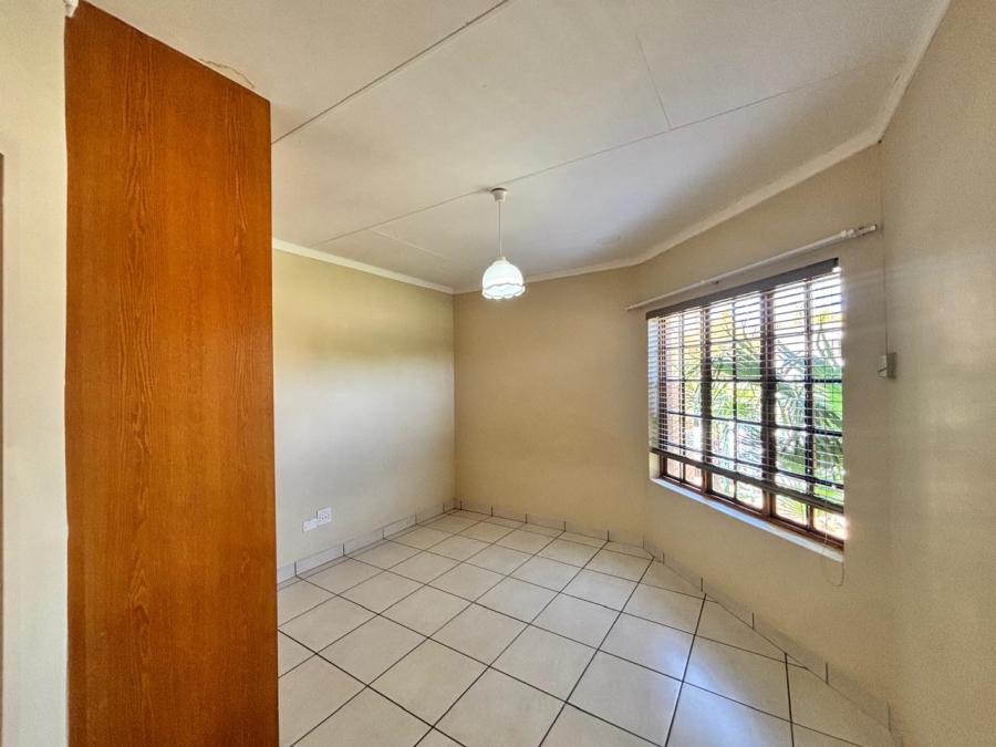 3 Bedroom Property for Sale in Mooivallei Park North West